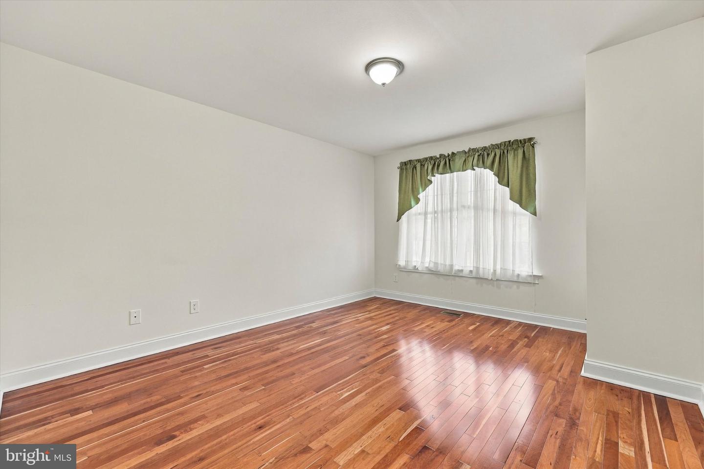 192 David Rd Property Photo 26