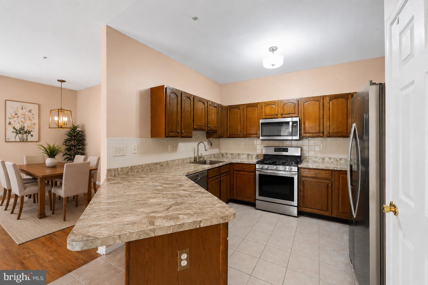 81 Chadwick Cir Property Photo 5