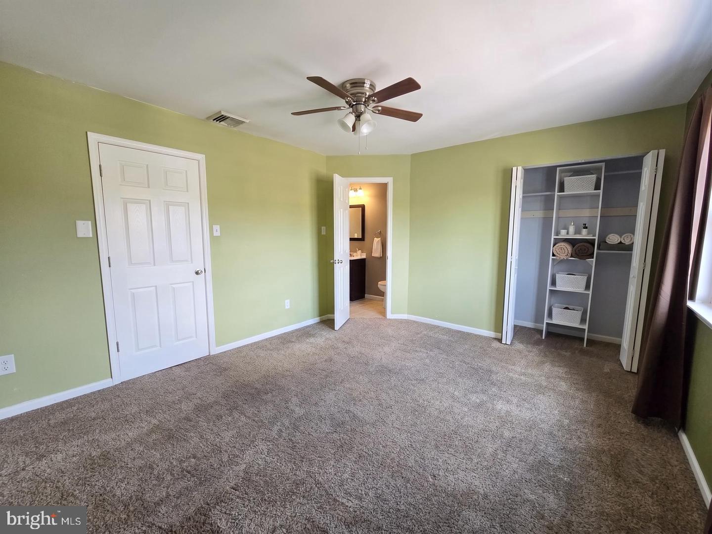 1803 Walnut Ridge Ests Property Photo 6
