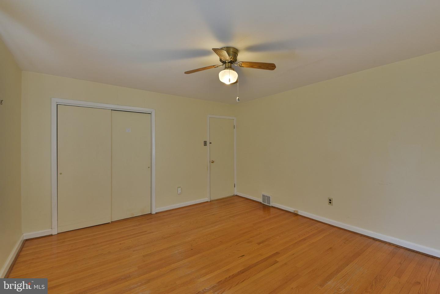 823 Longstreth Ave Property Photo 15