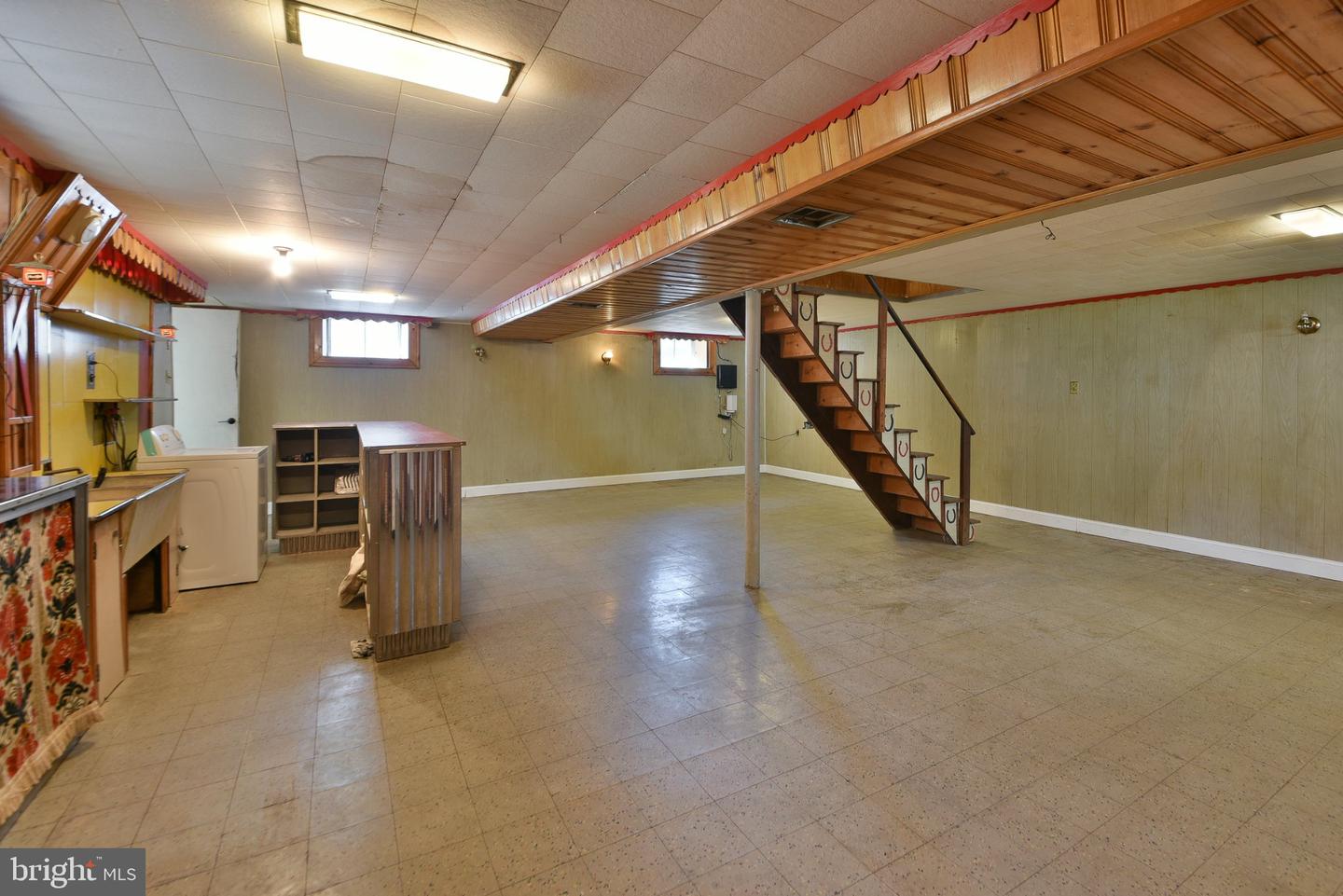 823 Longstreth Ave Property Photo 25