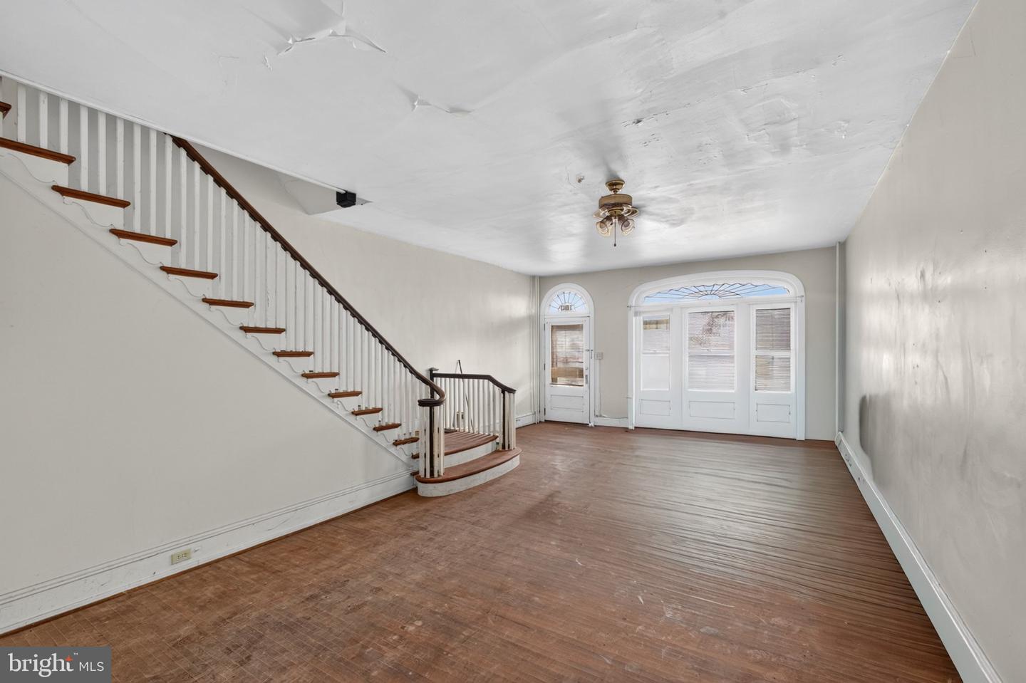 162/160 N Charlotte St Property Photo 5