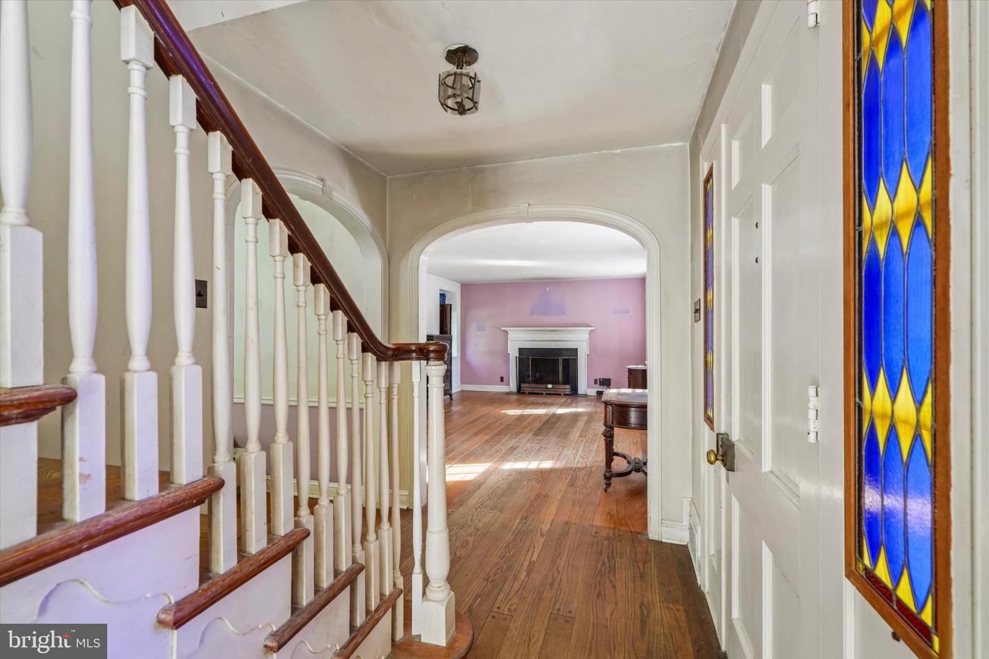 391 E Montgomery Ave # Property Photo 6