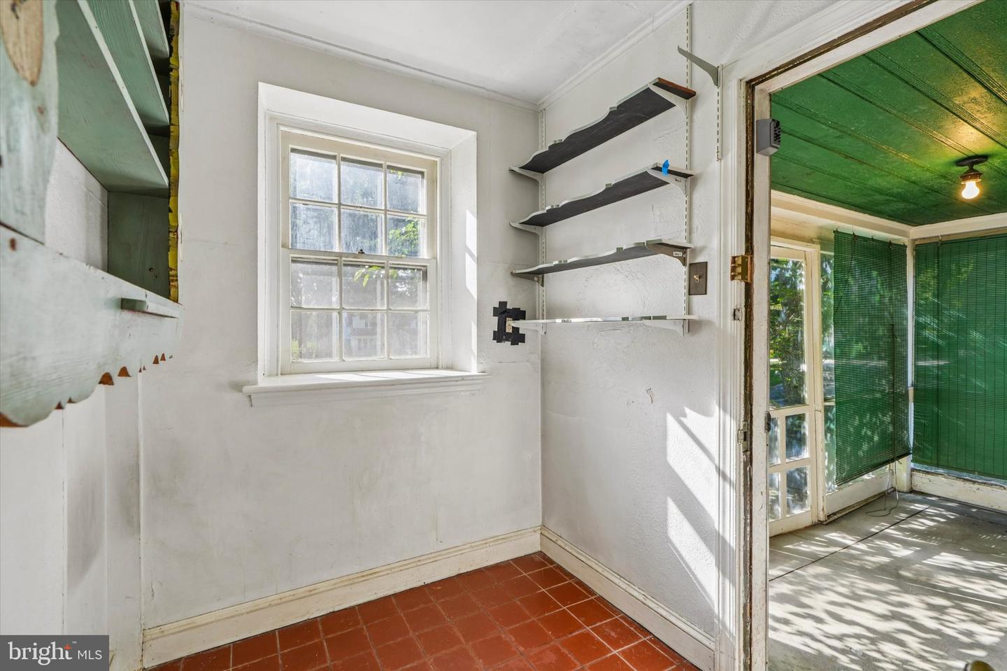 391 E Montgomery Ave # Property Photo 15