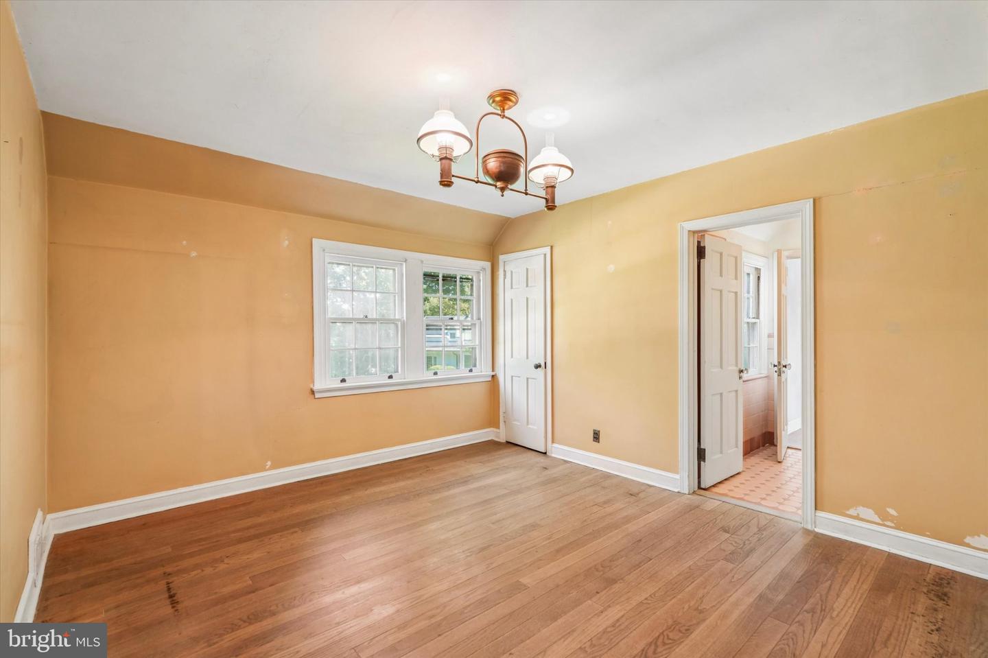 391 E Montgomery Ave # Property Photo 21