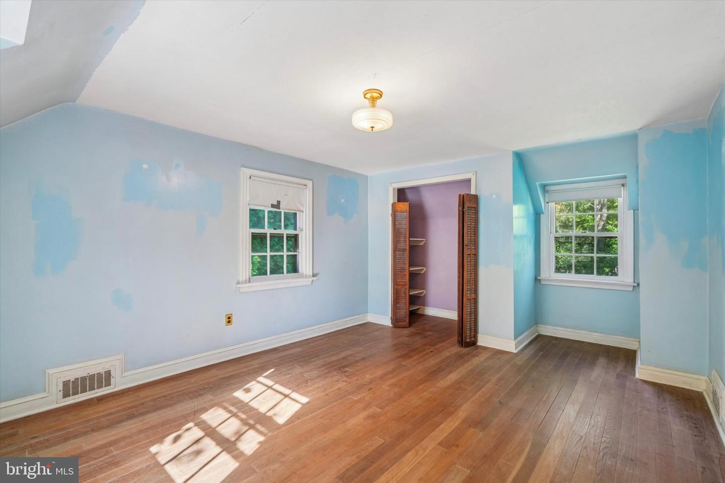 391 E Montgomery Ave # Property Photo 23