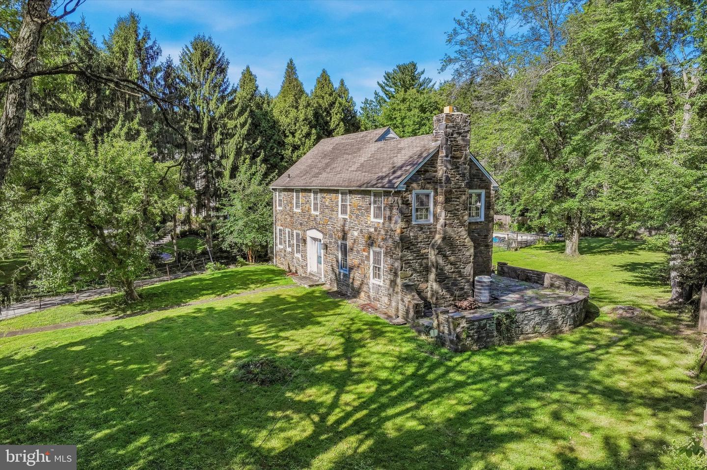 391 E Montgomery Ave # Property Photo 34