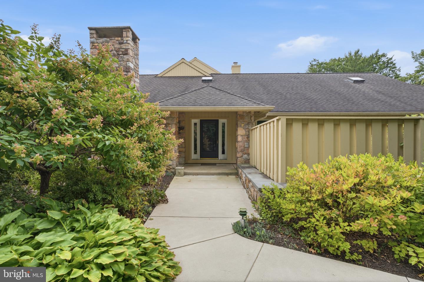 1166 Saint Andrews Rd # Property Photo 1