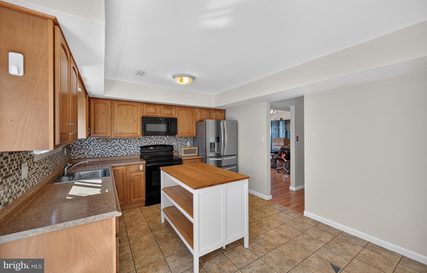 471 Bridge St Property Photo 17