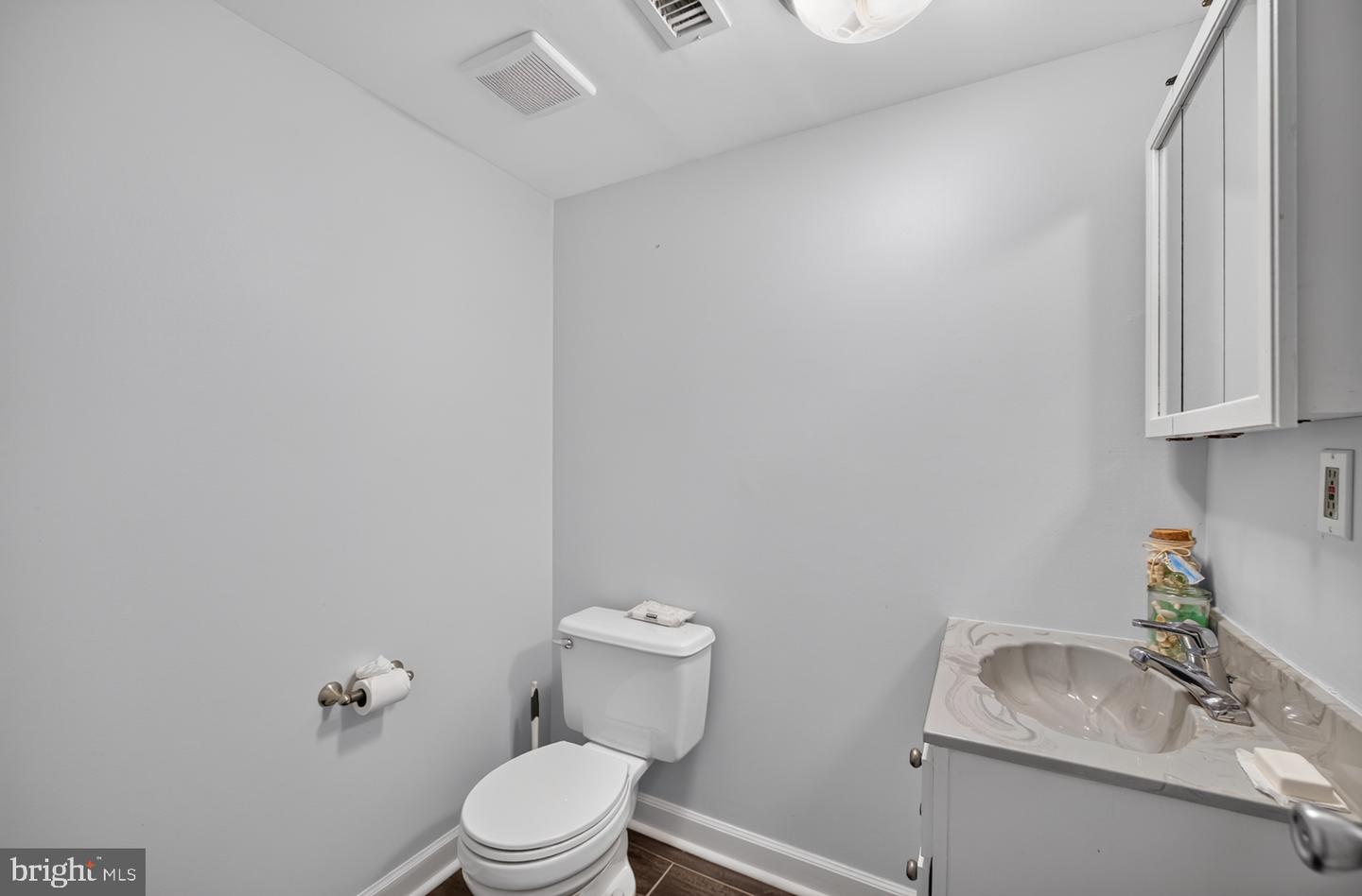 471 Bridge St Property Photo 19