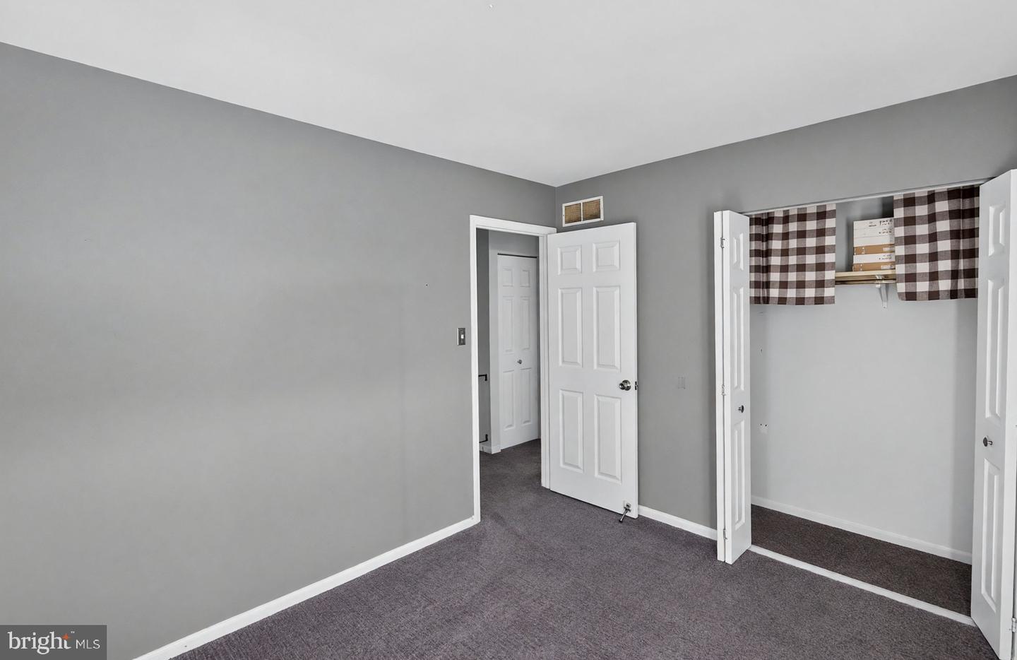 471 Bridge St Property Photo 32