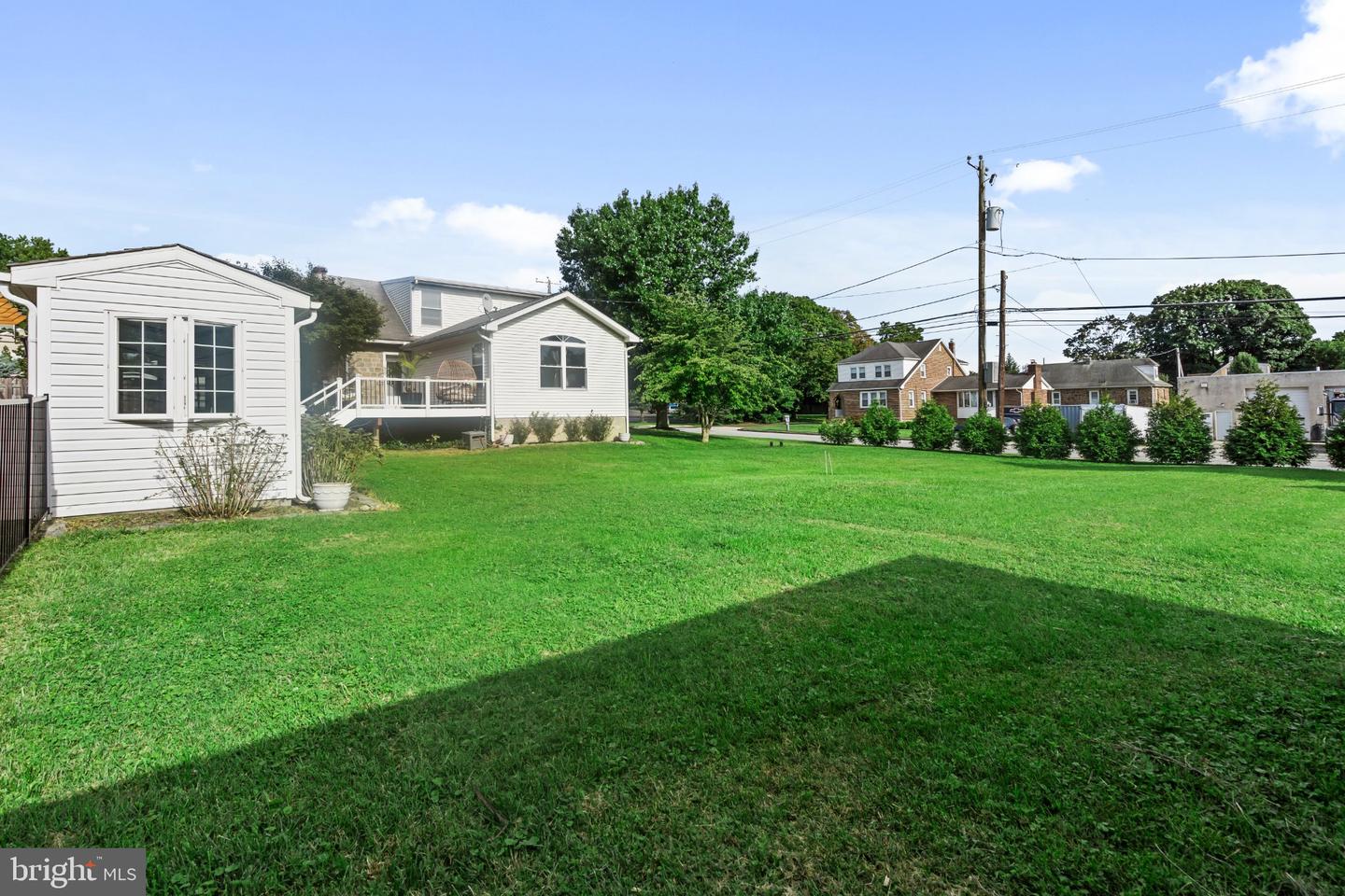 101 Sunnyside Ave Property Photo 43