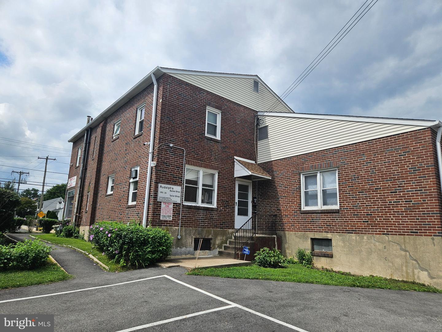 2761 JENKINTOWN RD Property Photo 1