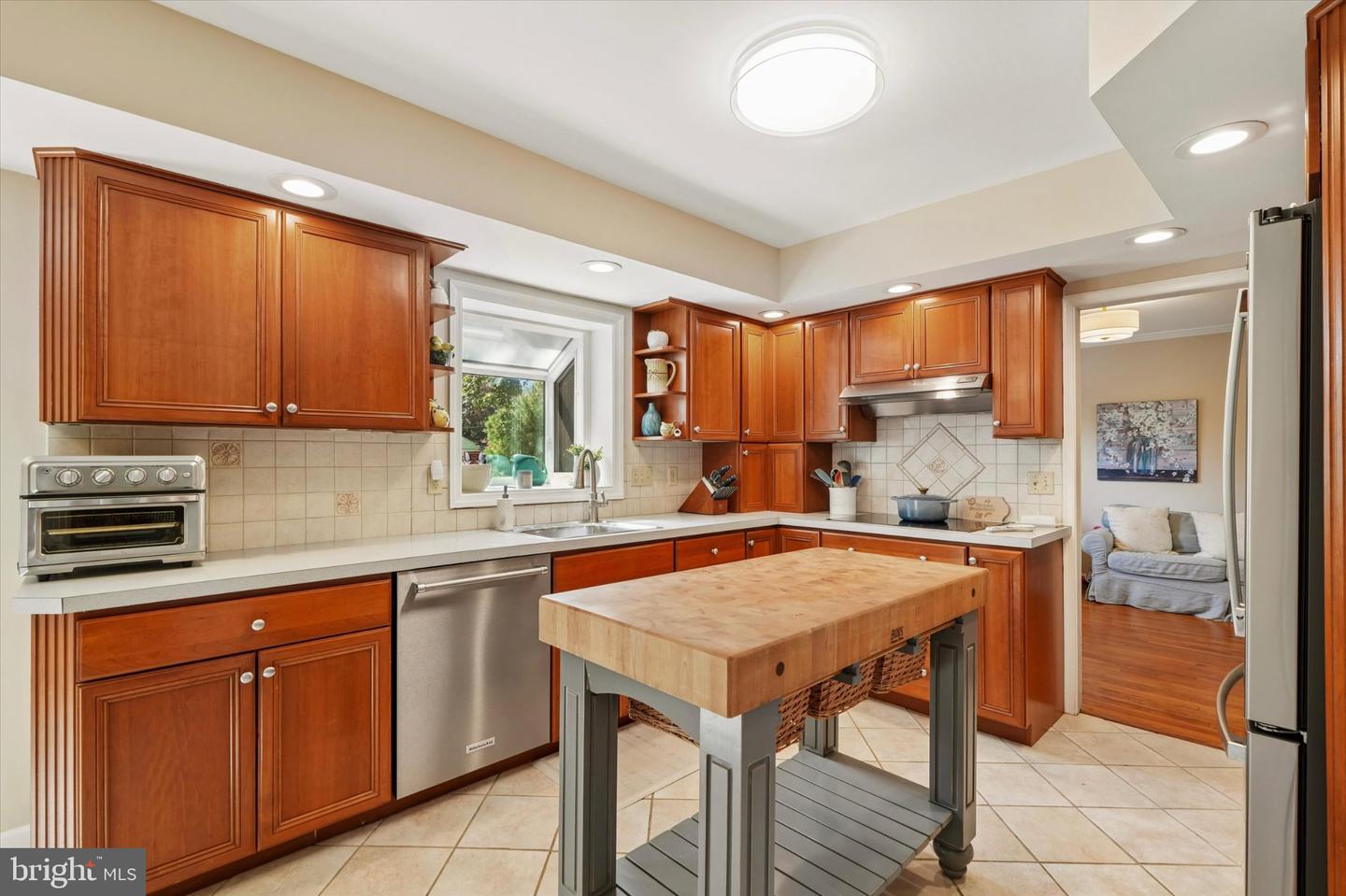 344 Knoll Rd Property Photo 10
