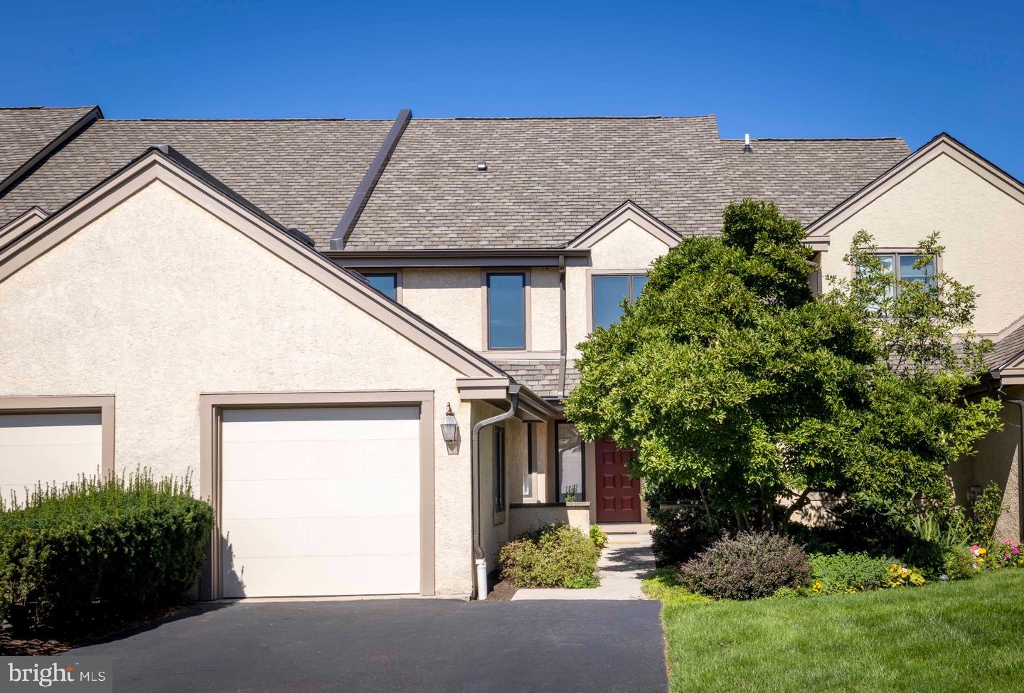 145 Splitrail Ln # Property Photo 4