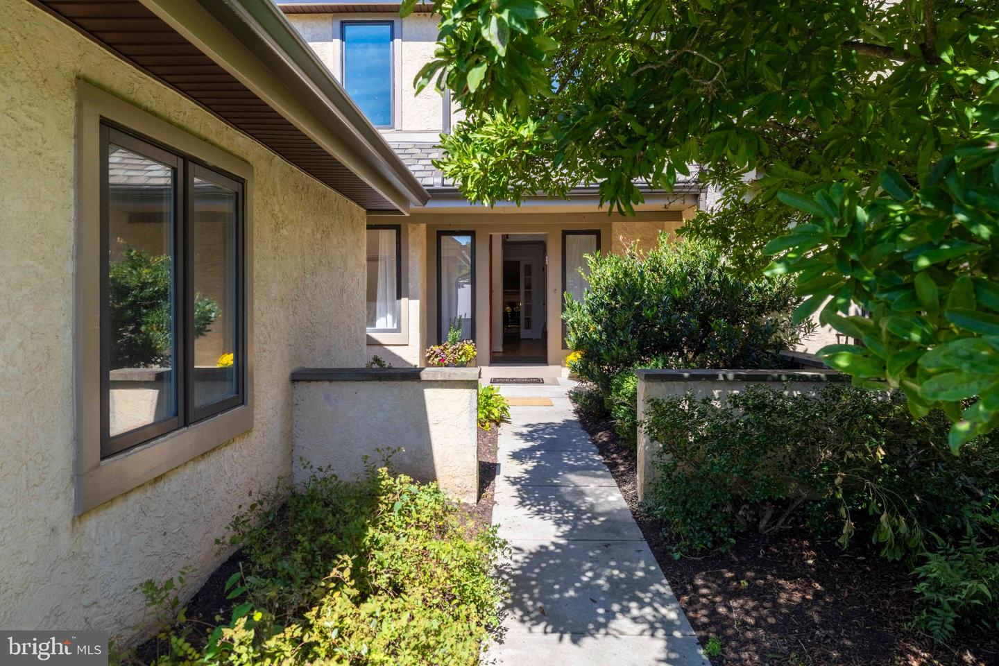 145 Splitrail Ln # Property Photo 5