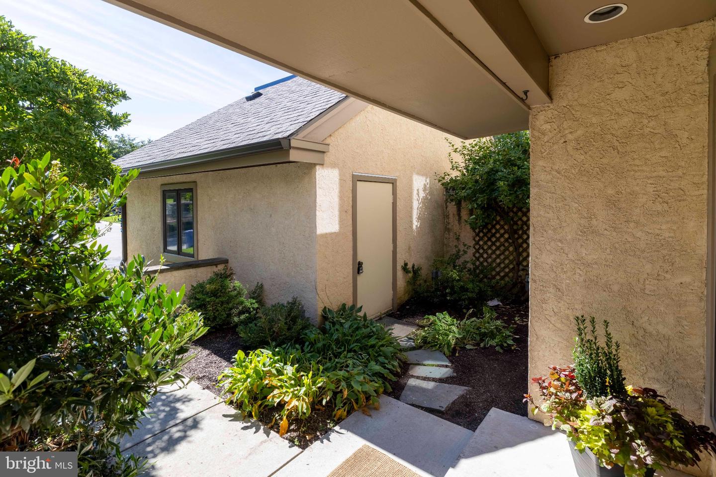 145 Splitrail Ln # Property Photo 7