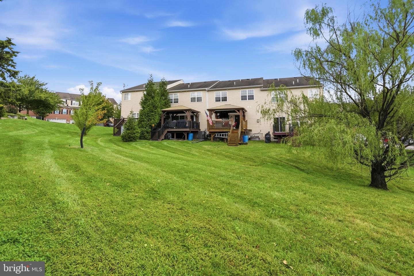 155 Stone Hill Dr Property Photo 15