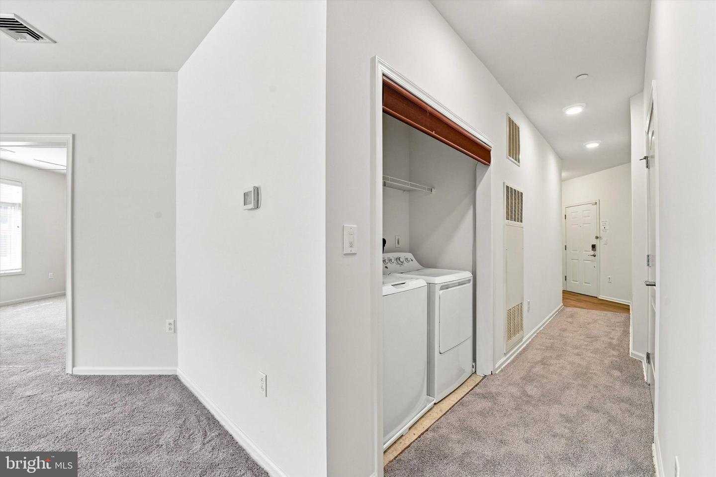 345 Carson Ter Property Photo 18