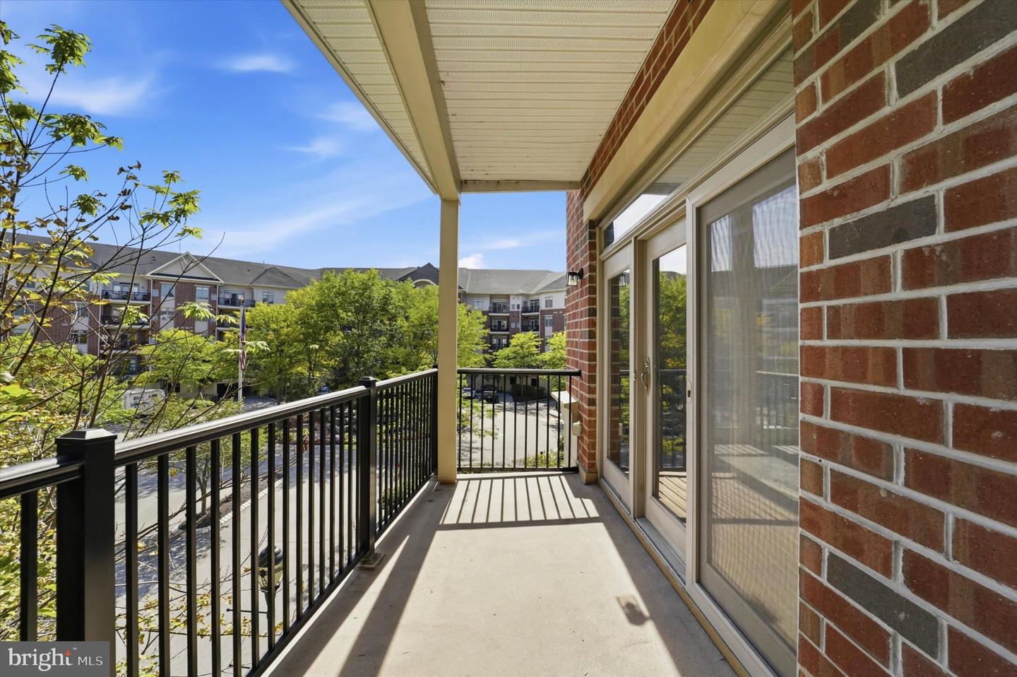 345 Carson Ter Property Photo 28