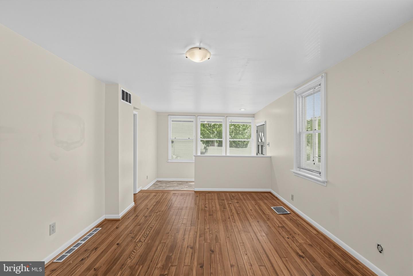 881 Rock Ln Property Photo 7