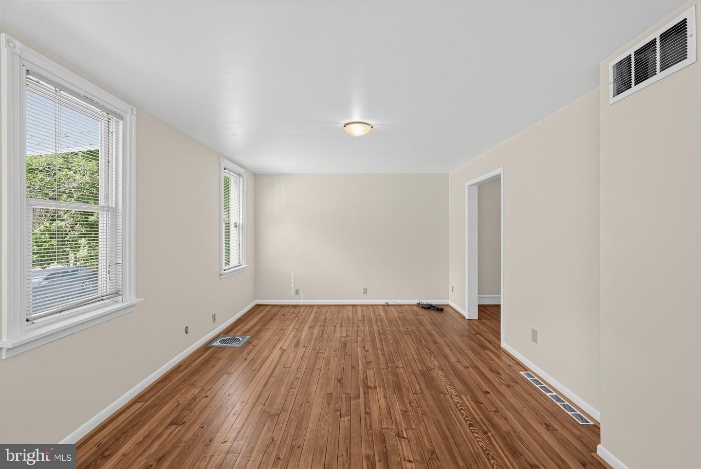 881 Rock Ln Property Photo 9