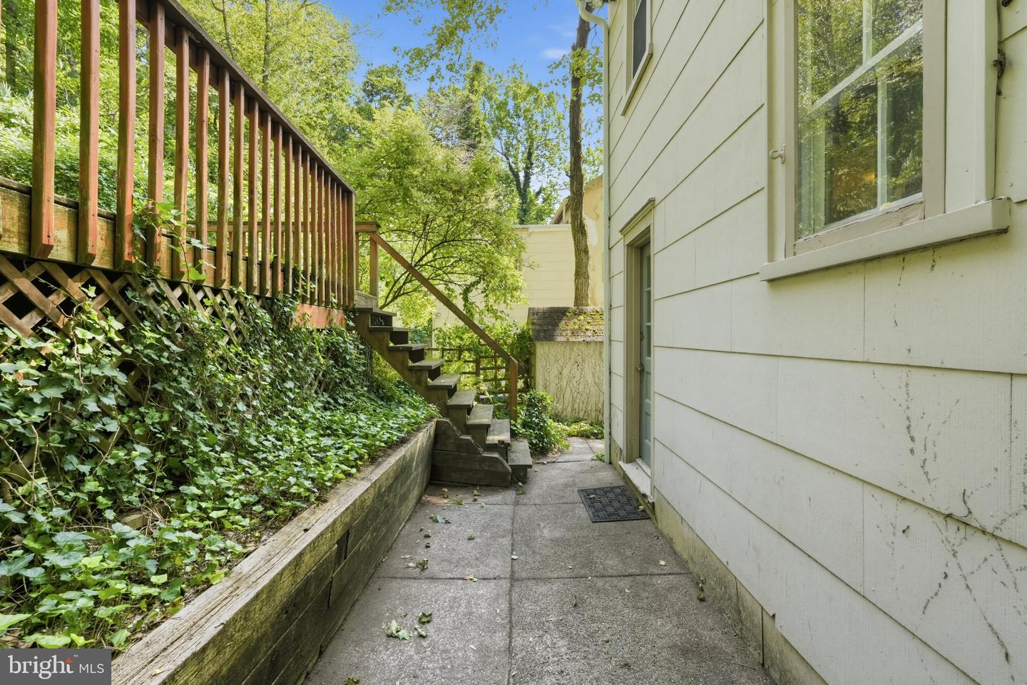 881 Rock Ln Property Photo 27