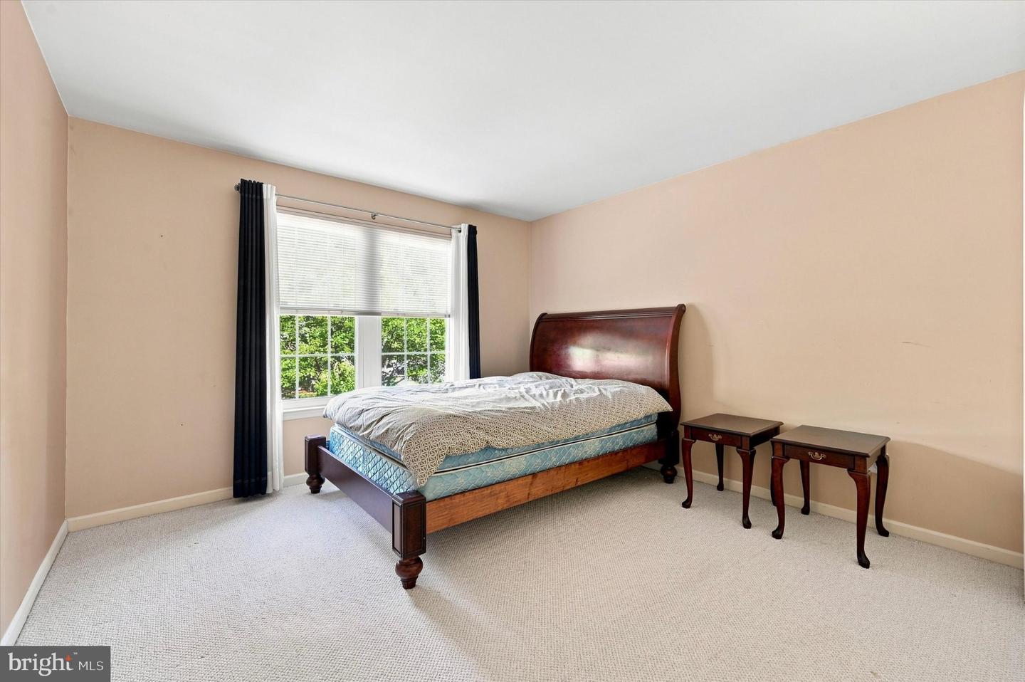 111 Gleneagles Dr Property Photo 17