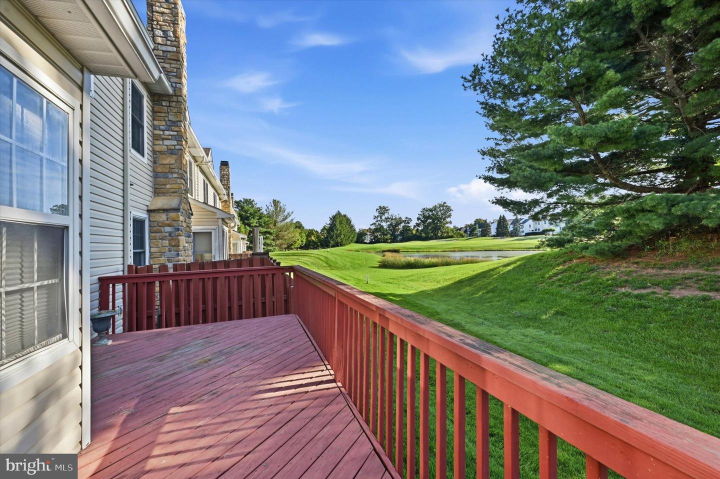 111 Gleneagles Dr Property Photo 25