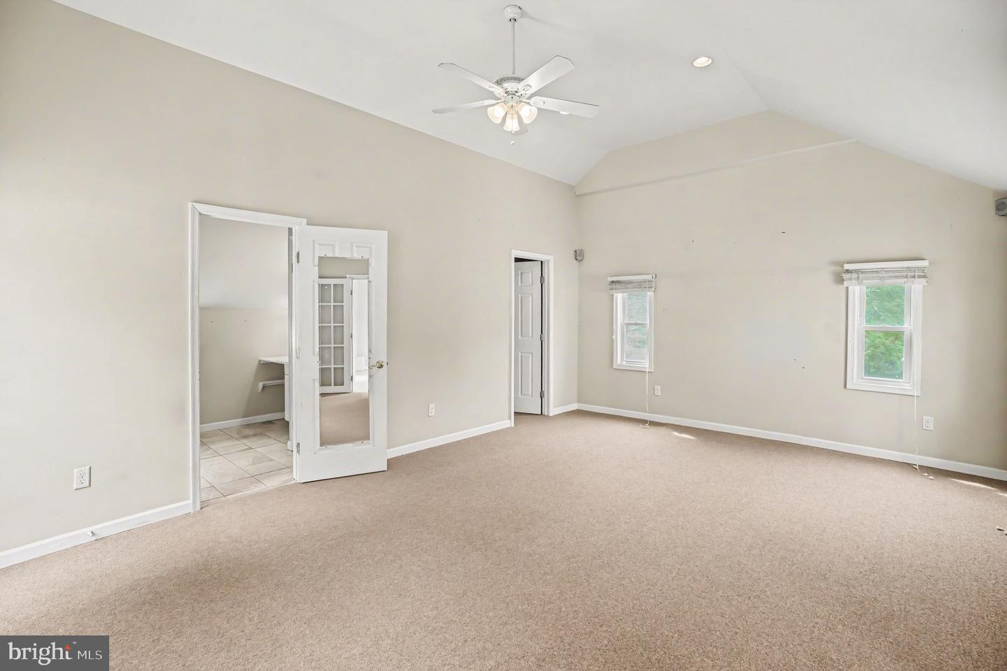 669 Tennis Ave Property Photo 27