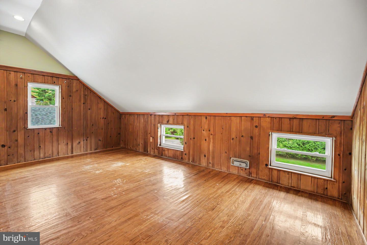 669 Tennis Ave Property Photo 42