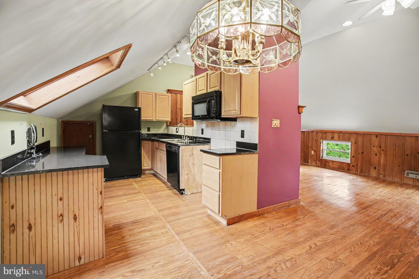 669 Tennis Ave Property Photo 44