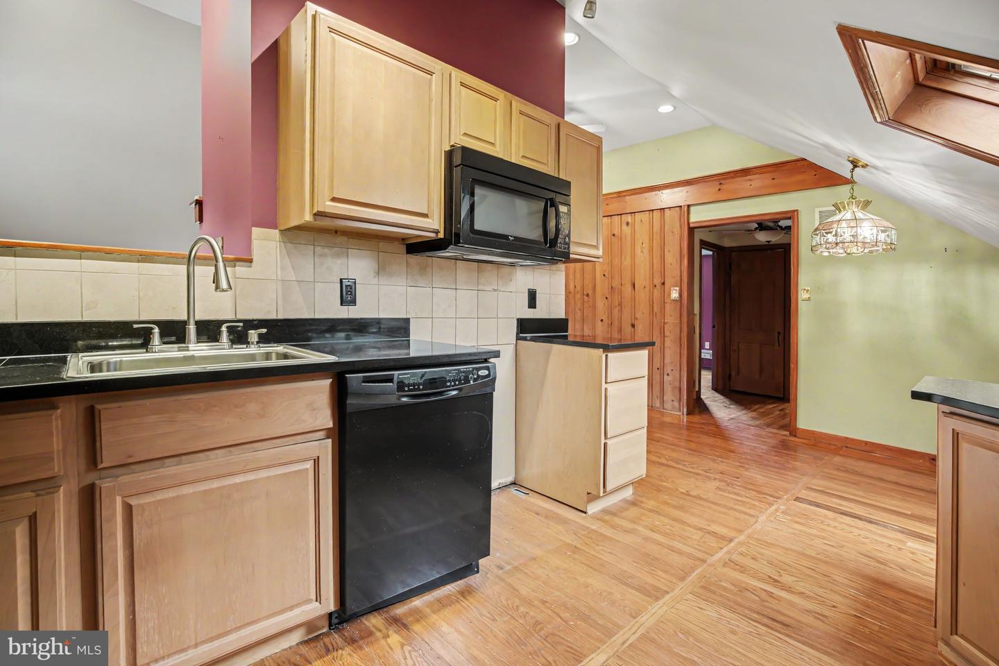 669 Tennis Ave Property Photo 46