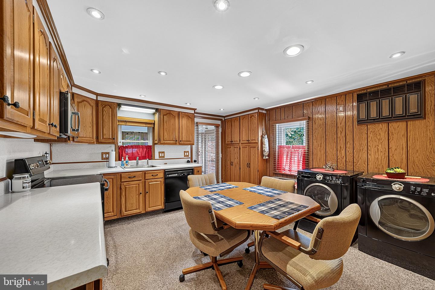 112 Redford Rd Property Photo 17