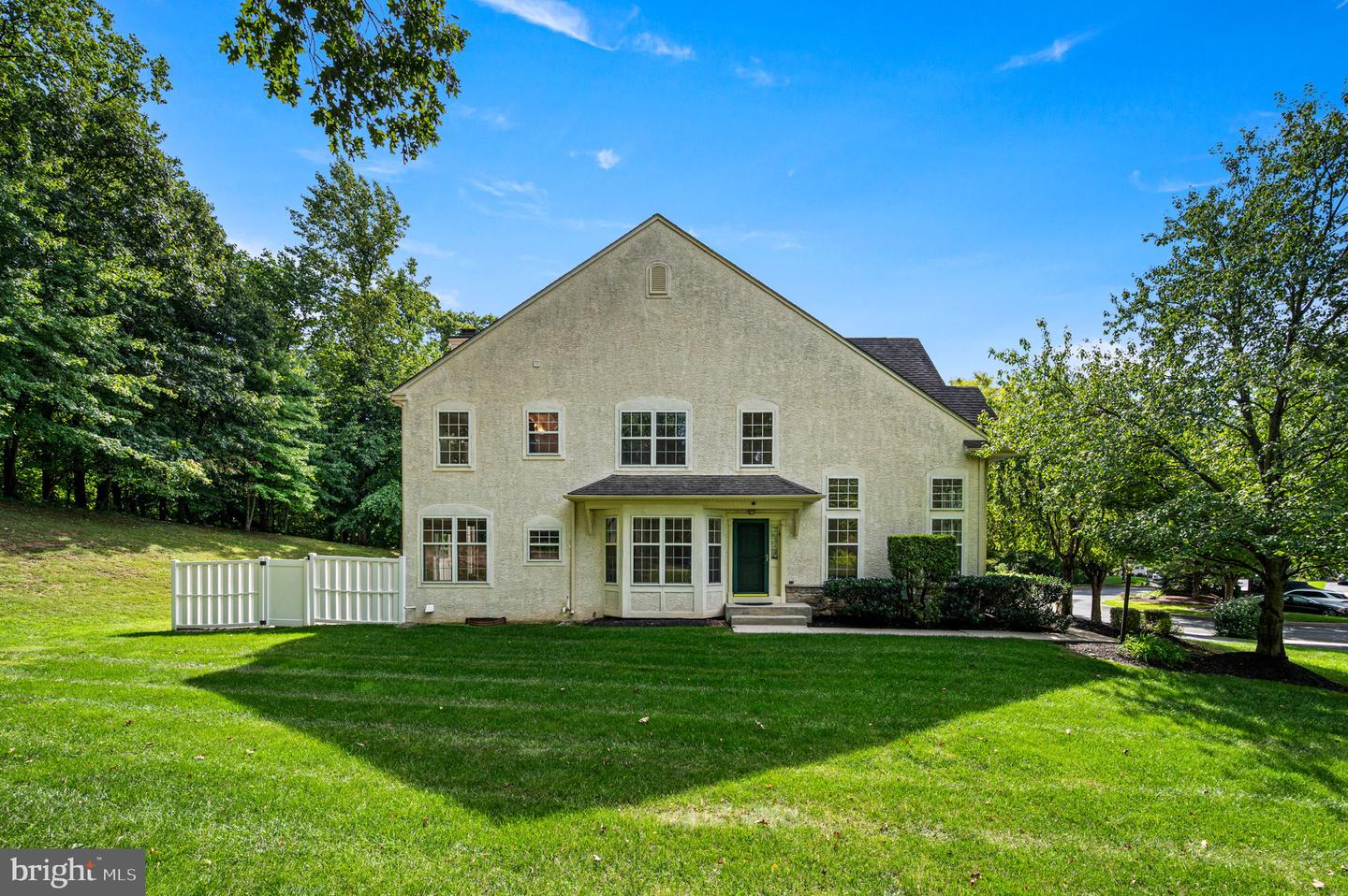 148 Green Valley # Property Photo 4
