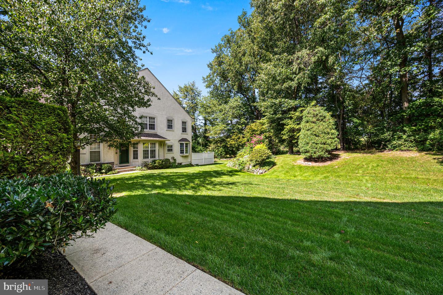 148 Green Valley # Property Photo 5