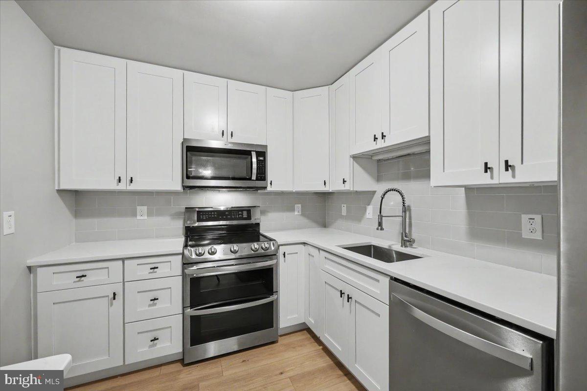 903 Horseshoe Dr Property Photo 9