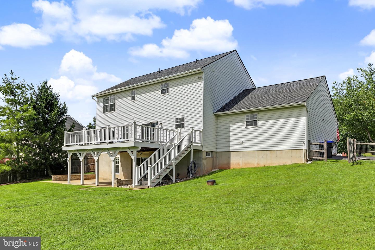 77 Autumn Ln Property Photo 50