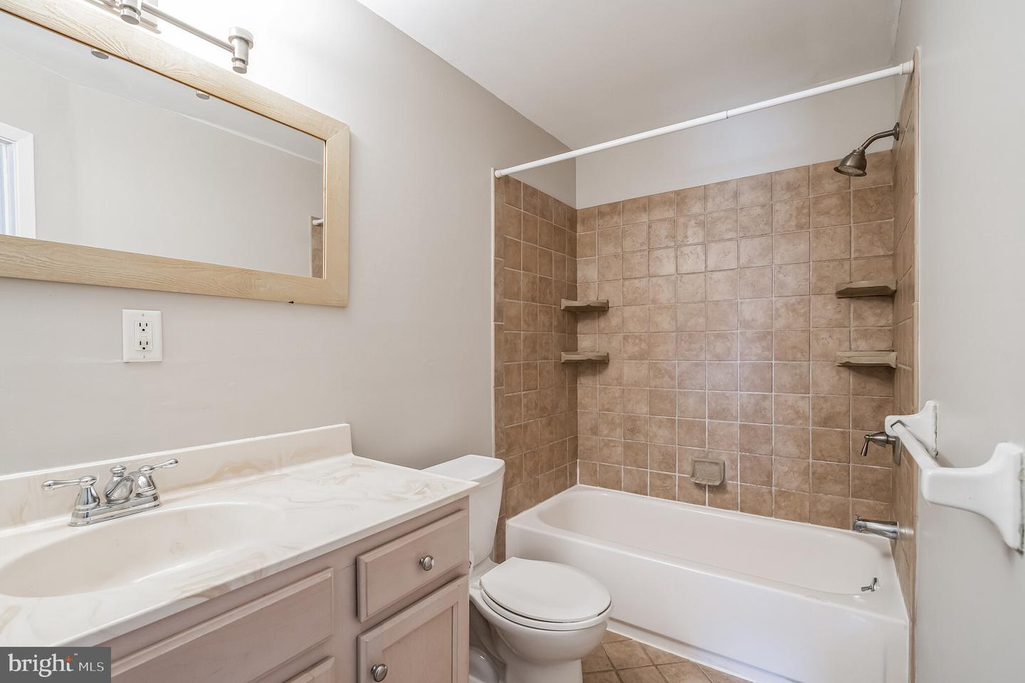 127 Sutcliffe Ln Property Photo 15