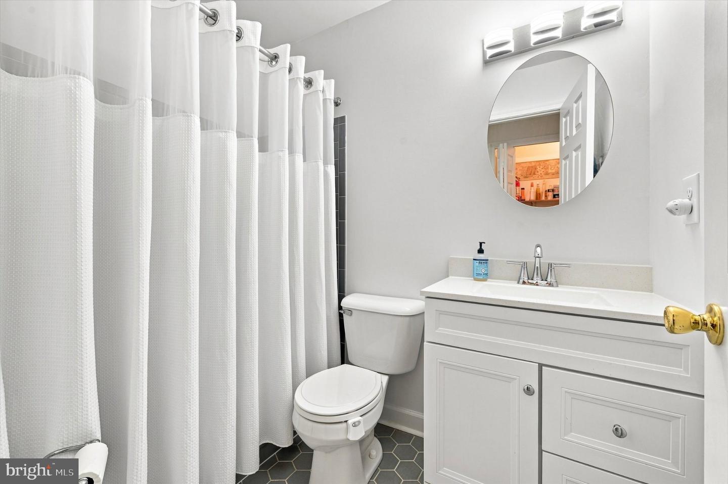 8643 Trumbauer Dr Property Photo 21