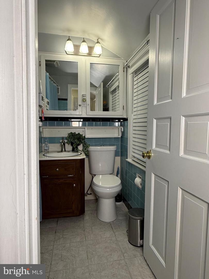 675 N Keim St # Property Photo 8