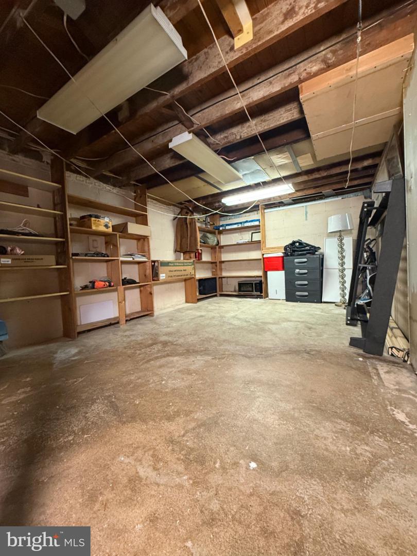 675 N Keim St # Property Photo 9