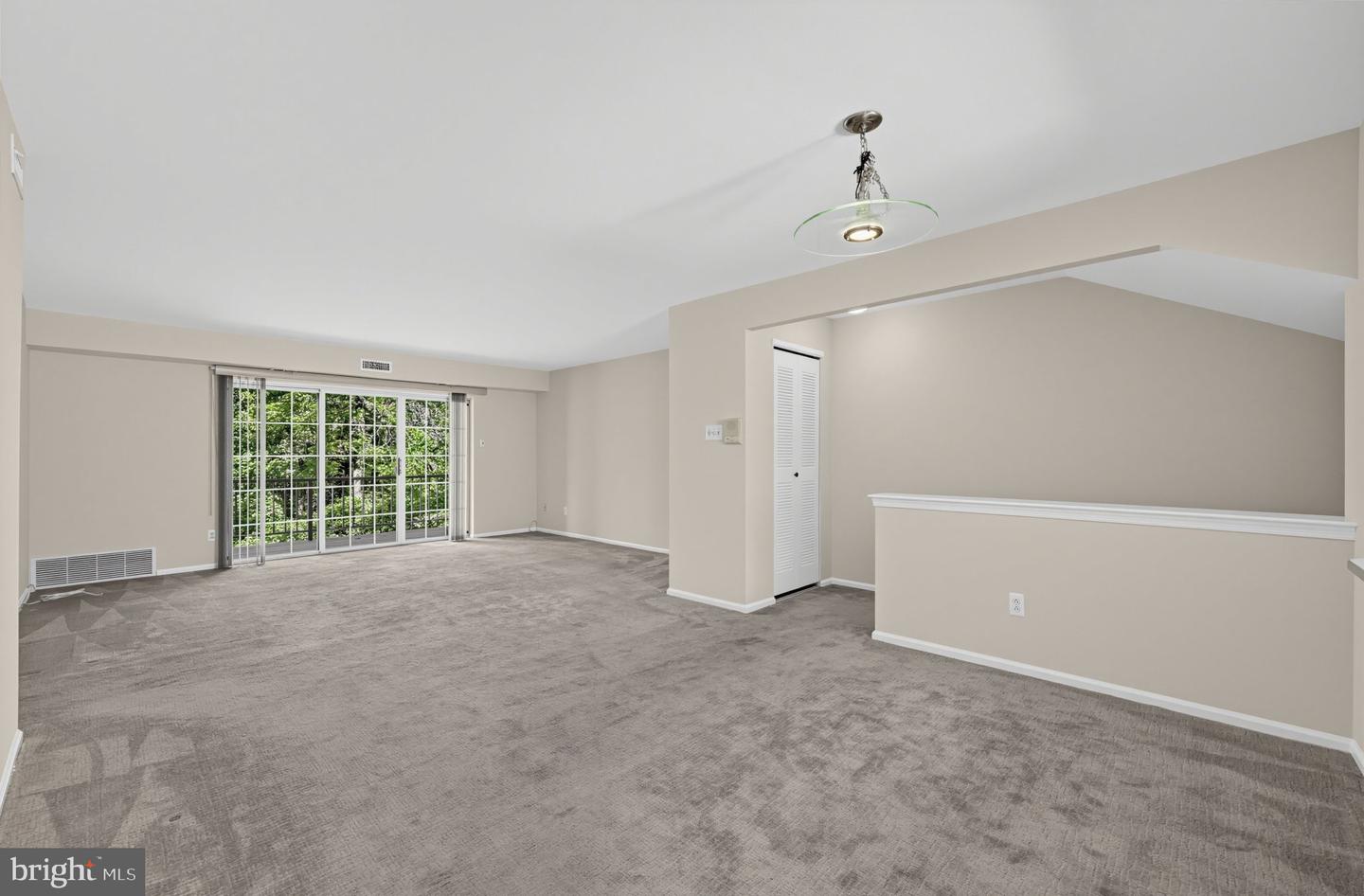1708 Valley Glen Rd #162 Property Photo 3