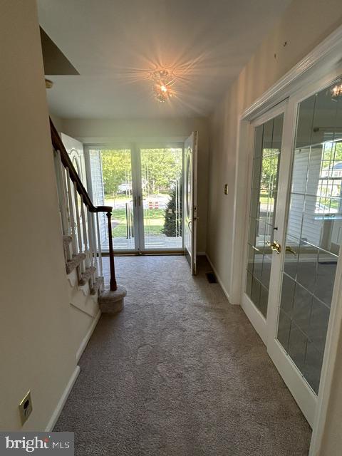 1 Embassy Cir Property Photo 5