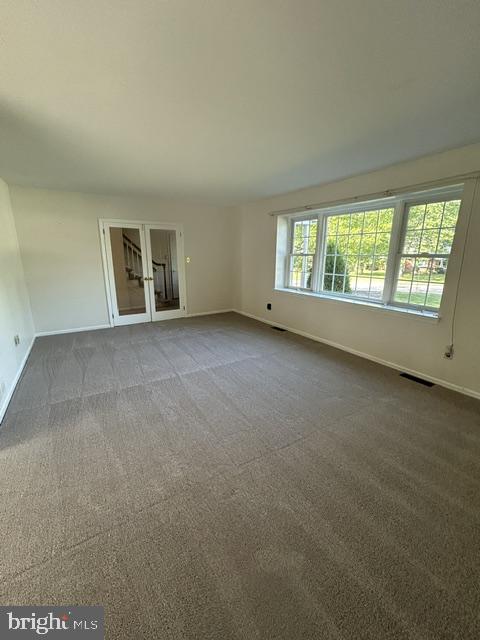 1 Embassy Cir Property Photo 7