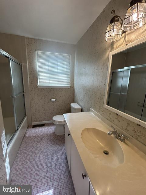 1 Embassy Cir Property Photo 18