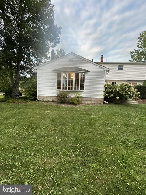 1 Embassy Cir Property Photo 27