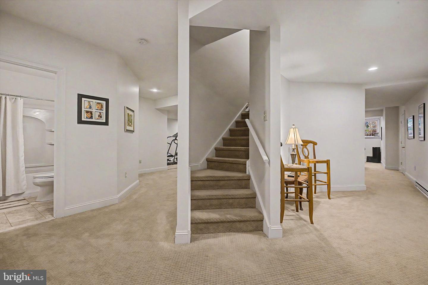 16 Chestnut Ln Property Photo 27