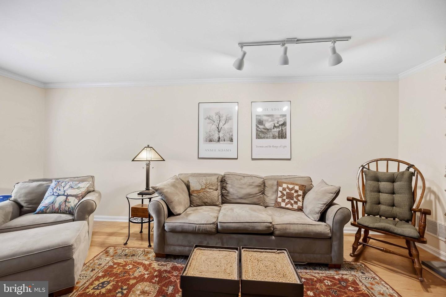 112 Macklenburg Dr #l 19f Property Photo 10