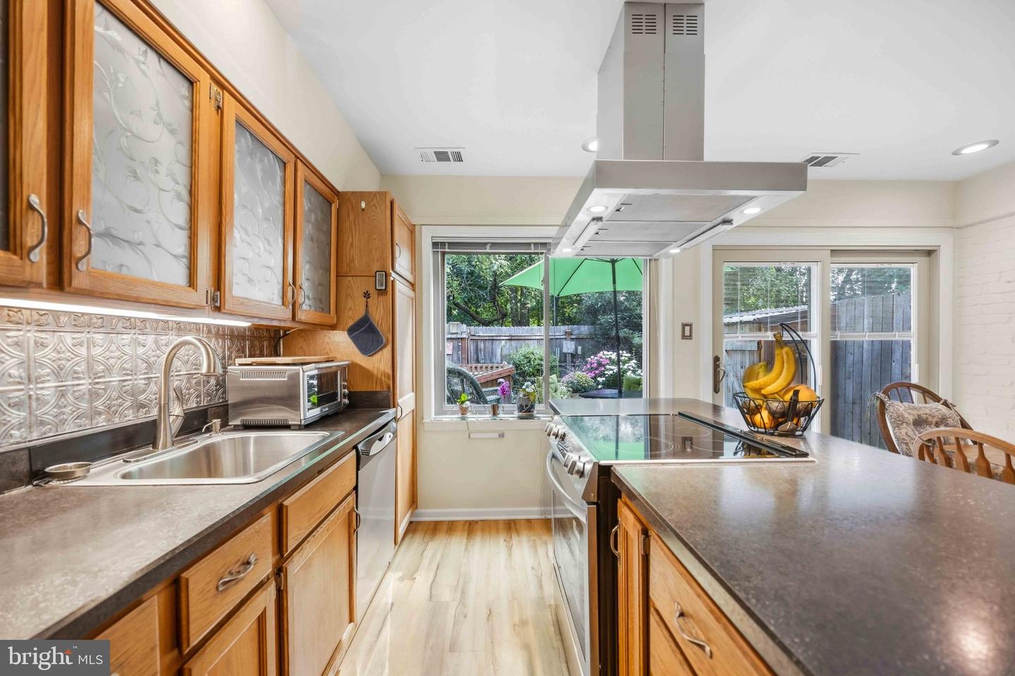 112 Macklenburg Dr #l 19f Property Photo 15